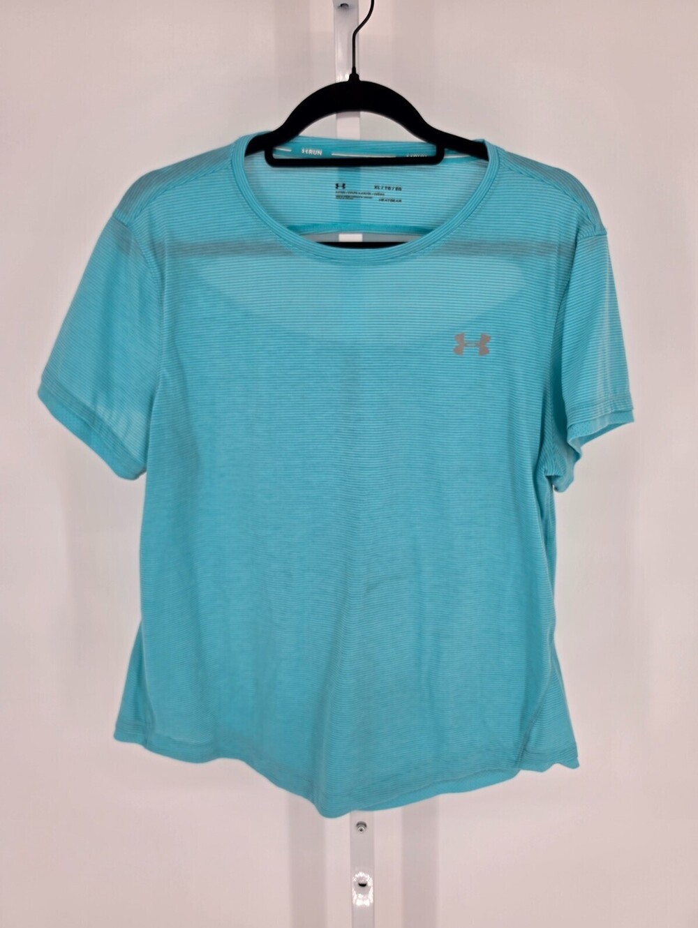 Under Armour Womens Sz XL Short Sleeve Performance T Shirt Blue Open Back